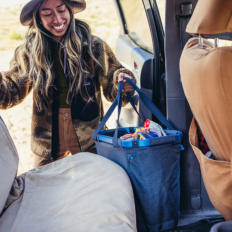 Pack our Gregory Gear Organisation Alpaca Gear tote